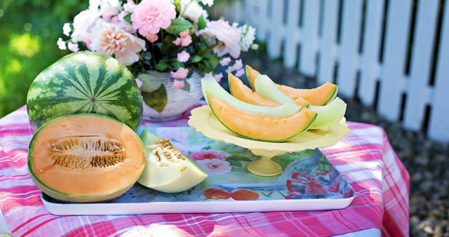 Melons and pineapples make semen taste better